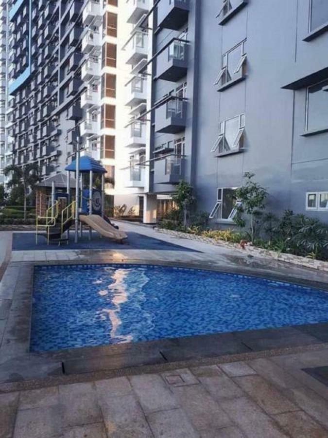 Cubao Manhattanheights Unit 21a Tower A, 2br Apartment