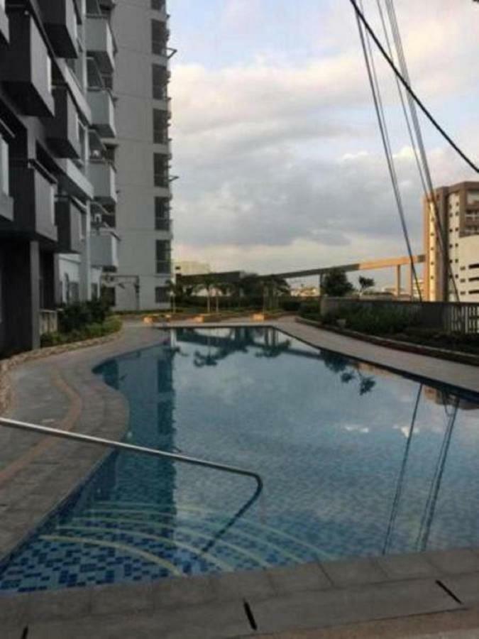Apartment Cubao Manhattanheights Unit 21a Tower A, 2br Manila